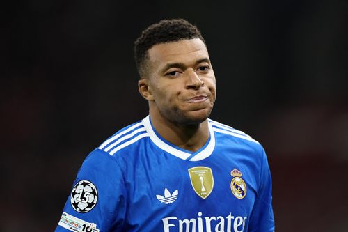 Phản ứng của Mbappe khi thắng kiện PSG