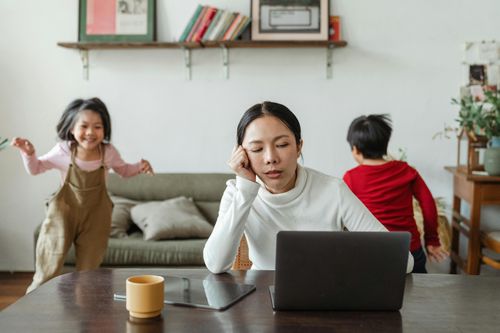 Nhân sự 8X trở lại trường học