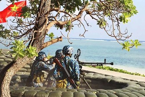Nâng cao chất lượng huấn luyện, bảo vệ vững chắc biển đảo Tổ quốc