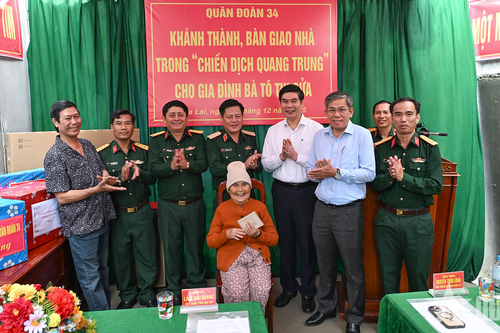 Quân đoàn 34: Bàn giao căn nhà đầu tiên cho nhân dân trong 'Chiến dịch Quang Trung'