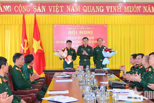 Binh đoàn 15 bàn giao nguyên trạng Chi nhánh Tổng công ty 15 tại Campuchia về Công ty 386