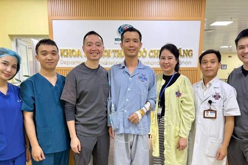 Nội soi ống mềm siêu phức tạp lấy trọn u thực quản dạ dày khó cắt bỏ
