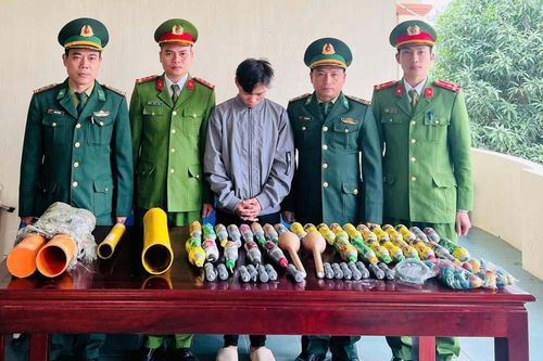 Bắt giữ đối tượng chế tạo trái phép pháo nổ ở Hà Tĩnh