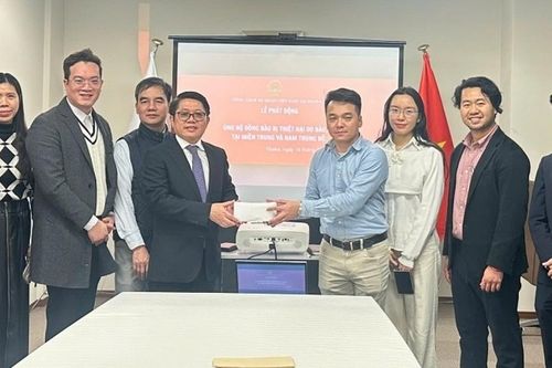 Tổng lãnh sự quán Việt Nam tại Osaka cùng cộng đồng người Việt và bạn bè Nhật Bản chung tay ủng hộ đồng bào miền Trung
