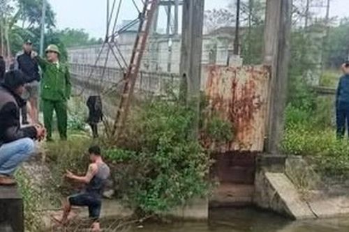 Nữ sinh lớp 8 bị bạn đâm tử vong vì mâu thuẫn cá nhân