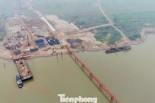 Cận cảnh công trường cầu Hồng Hà gần 10.000 tỷ đồng bắc qua sông Hồng