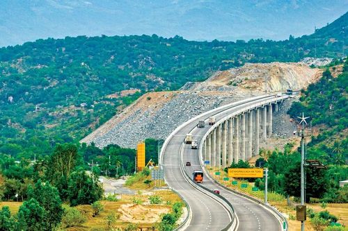Ba yếu tố then chốt đối với hệ thống đường cao tốc Việt Nam