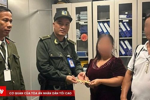 Những hành động đẹp của nhân viên an ninh Cảng hàng không Phú Bài