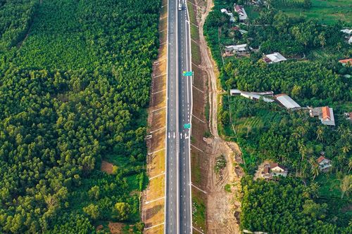 Việt Nam cán mốc 3.000km cao tốc: Kỳ tích hạ tầng sau hơn 20 năm