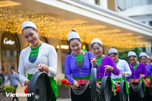 Tái hiện di sản văn hóa Chiêng Mường và nhạc Ngũ âm người Khmer tại Hà Nội