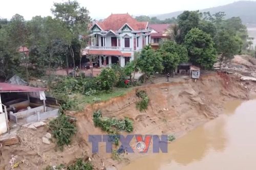 Yêu cầu xử lý khẩn cấp sự cố sạt lở bờ sông Lô