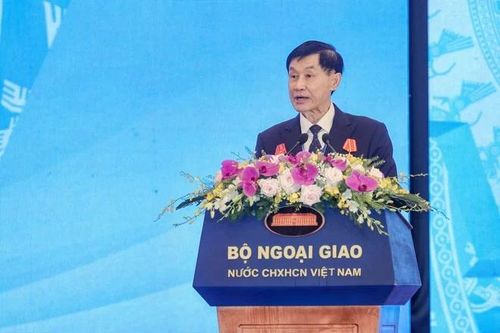 Đề xuất phong tặng danh hiệu 'Anh hùng Lao động' cho ông Johnathan Hạnh Nguyễn