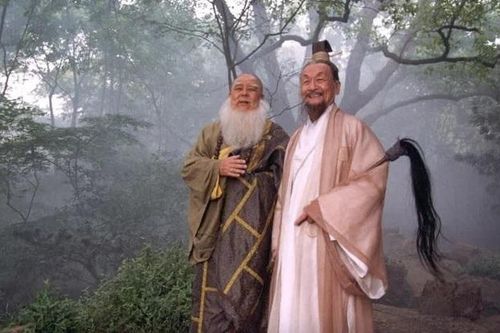 Kiếm hiệp Kim Dung: Người duy nhất biết rõ lai lịch Quỳ Hoa bảo điển và Tịch Tà kiếm pháp