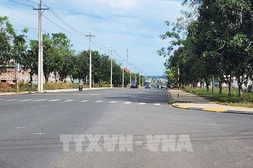 Tháo dỡ biển hạn chế tốc độ 20km/h sau phản ánh của TTXVN