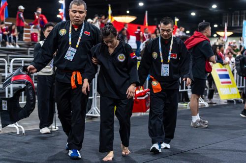 Nén đau thi đấu, VĐV 18 tuổi xứ Thanh giành HCB Pencak Silat tại SEA Games đầu tiên trong sự nghiệp