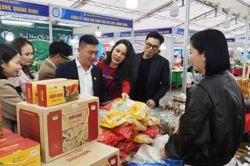 Hội chợ Thương mại và Du lịch quốc tế Việt - Trung lần thứ 17