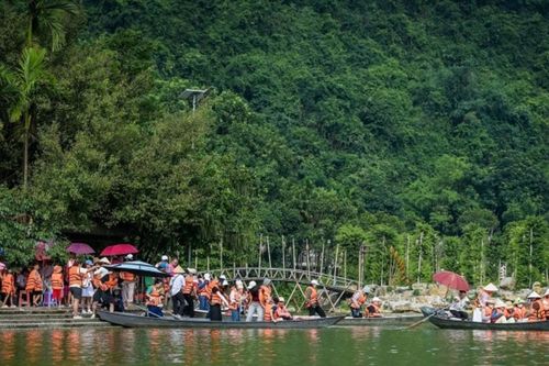 Vườn chim Thung Nham: Vũ điệu của ngàn cánh chim lúc hoàng hôn