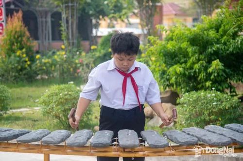 'Long đàn đá' và giấc mơ trở thành lính biên cương