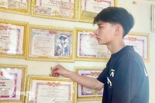 Xin nâng đỡ ước mơ học tập của sinh viên dân tộc Tày mồ côi cha mẹ