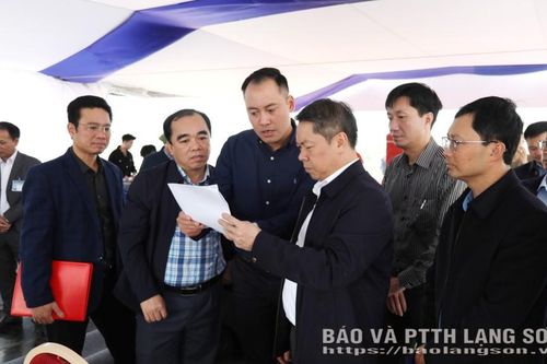 Lãnh đạo UBND tỉnh kiểm tra công tác chuẩn bị lễ thông tuyến dự án tuyến cao tốc cửa khẩu Hữu Nghị - Chi Lăng