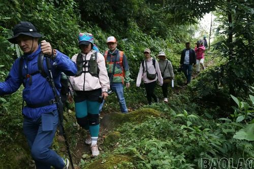 Cung đường huyền thoại giữa núi rừng Tây Bắc