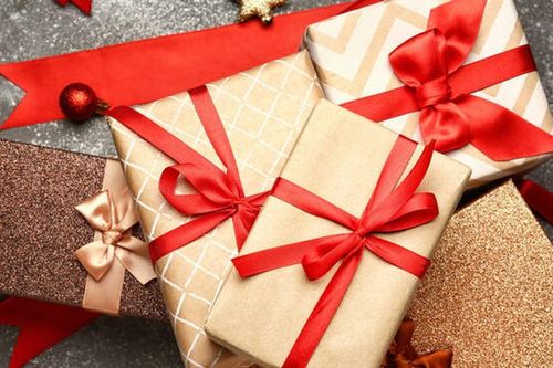 14 gợi ý quà tặng cô giáo ý nghĩa và thiết thực