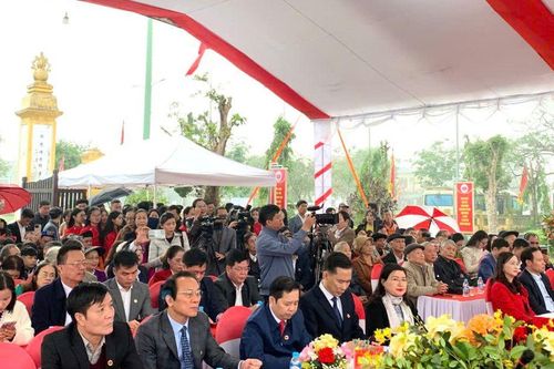 Hà Tĩnh: Khai mạc trưng bày chuyên đề 'Đại thi hào Nguyễn Du – Ngàn năm nhớ mãi'