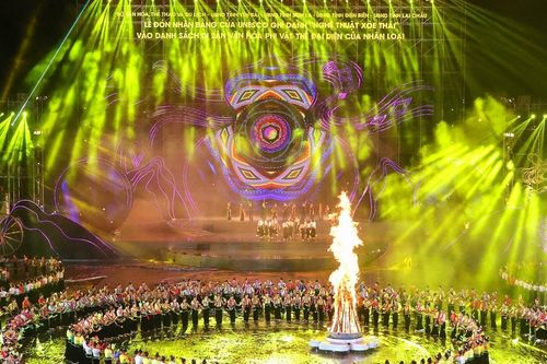 Xòe Thái - 'bản giao hưởng' gắn kết cộng đồng
