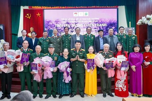 Cuộc hội ngộ của 'những người lính binh nhì thời chiến'