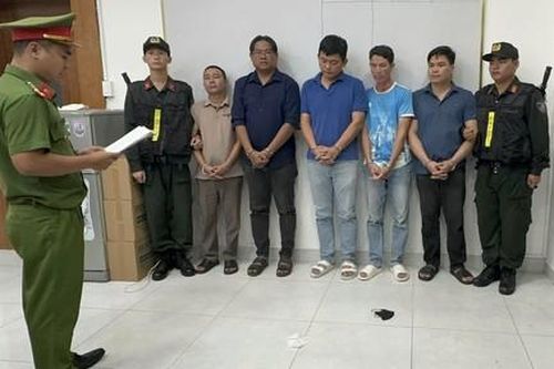 Công an TPHCM chặt đứt đường dây vận chuyển trái phép 650 tấn khoảng sản ra nước ngoài với thủ đoạn mới, tinh vi