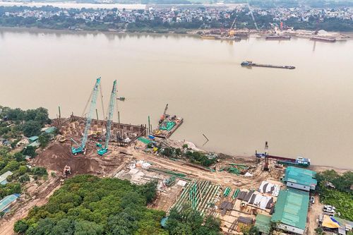 Hiện trạng cầu Tứ Liên vượt sông Hồng sau 7 tháng thi công
