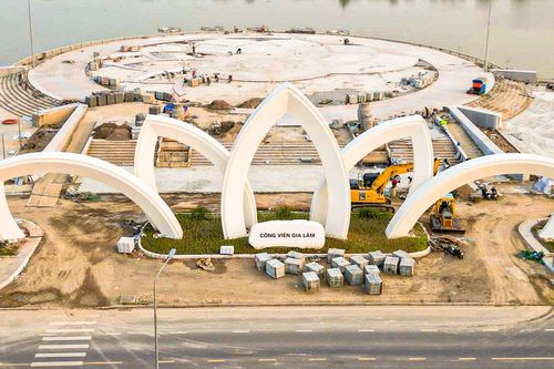 Công viên hơn 280 tỷ đồng ở Hà Nội lộ diện với cổng hoa sen 5 cánh