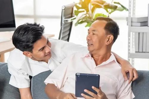 Tuổi già ở nhà con: Trải nghiệm khiến tôi thay đổi hoàn toàn suy nghĩ về tự do và hạnh phúc