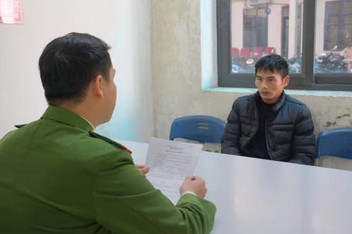 Khởi tố 2 đối tượng đánh bạc trên mạng