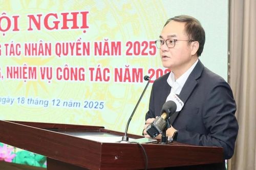 Bộ Nội vụ đề xuất tăng lương với công chức sau sắp xếp bộ máy