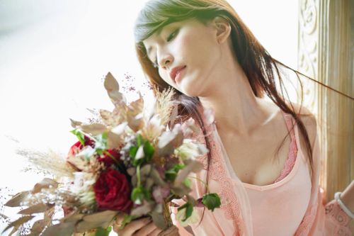 Nhan sắc nữ diễn viên bị tố gạ gẫm nhiều bạn học có gia đình