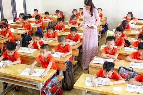 Đề xuất chuẩn nghề nghiệp của giáo viên, nhân sự hỗ trợ giáo dục
