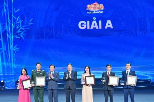 Trao Giải Diên Hồng lần thứ tư