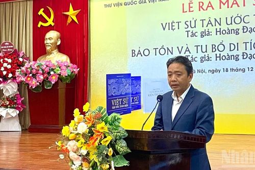 Gìn giữ và làm phong phú thêm di sản lịch sử, văn hóa Việt Nam