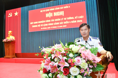 Bộ tư lệnh Vùng Cảnh sát biển 4 vững mạnh về chính trị tư tưởng