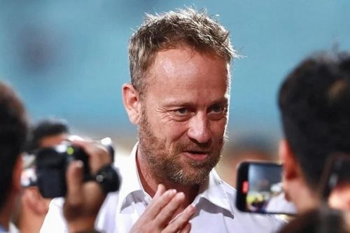 SEA Games 33: Polking cảnh báo áp lực sân nhà Thái Lan