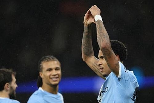 Savinho tỏa sáng, Man City hạ Brentford 2-0 vào bán kết