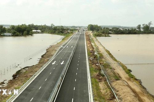 Cao tốc Cần Thơ-Cà Mau - chìa khóa chiến lược tháo gỡ điểm nghẽn logistics