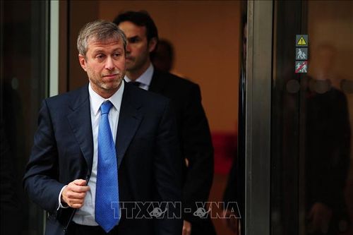 Anh đồng ý chuyển cho Ukraine tiền bán câu lạc bộ Chelsea của tỷ phú Nga
