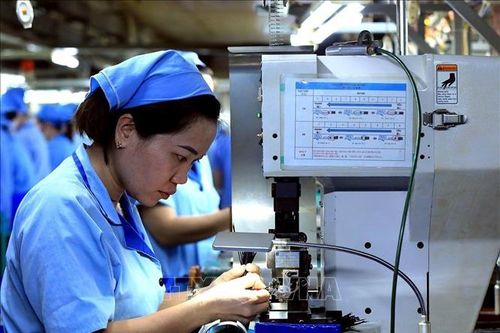Tăng trưởng kinh tế Việt Nam qua 'lăng kính' của chuyên gia UOB