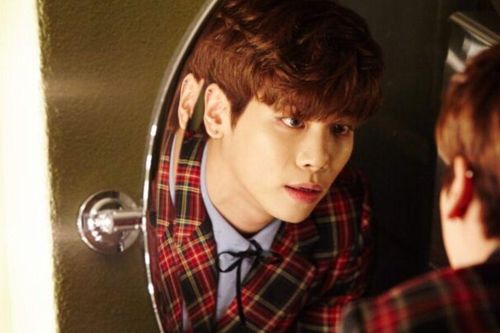 Bức ảnh chưa từng công bố của Jonghyun