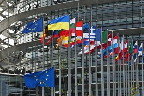 EC thông qua nghị quyết thành lập 'Schengen quân sự'