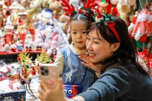Hà Nội rộn ràng không khí Giáng sinh