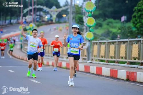 Gen Z Khổng Trần Gia Hân: Hành trình lớn lên cùng chạy bộ