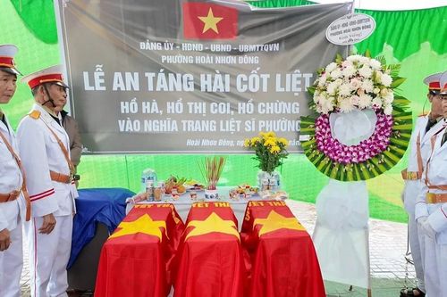 Hoài Nhơn Đông tổ chức lễ an táng hài cốt các liệt sĩ